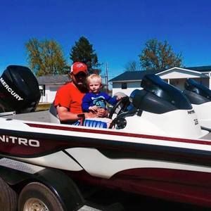 Meet your Posher, Dustin